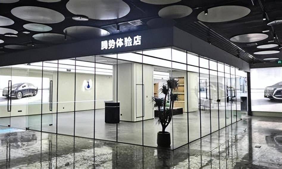 国产商务车击败别克GL8国产车现在很贵但是更好米乐 M6米乐(图6)