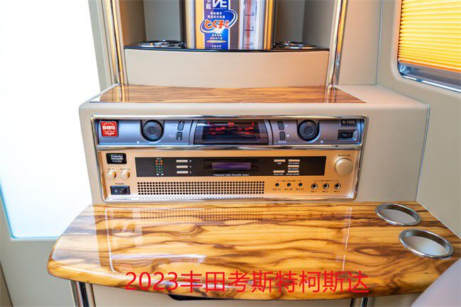 米乐 M6米乐丰田考斯特改装商务车独特木质地板(图3)