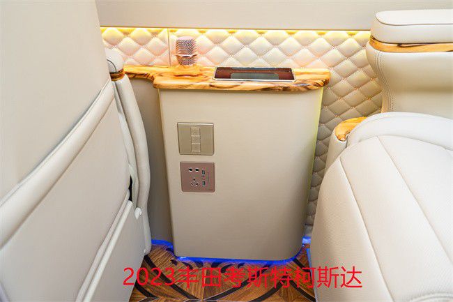米乐 M6米乐丰田考斯特改装商务车独特木质地板(图4)