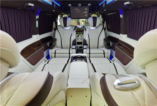 米乐M6 米乐奔驰V260L限量版定制商务車你喜欢吗？(图4)