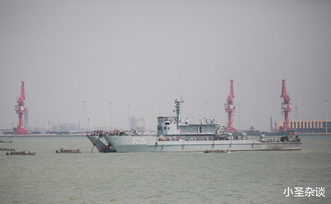 “运货能手”074A型登陆舰：满排超过800吨采用全直通甲板设计米乐M6 米乐(图2)