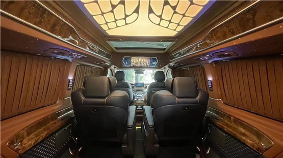 8月北京商米乐 M6米乐务车优惠车型奔驰V260高顶车(图4)