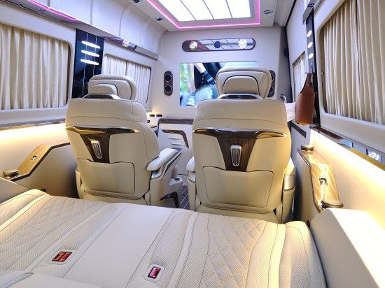 米乐M6 米乐新款奔驰商务房车 斯宾特8座版顶配价格(图2)