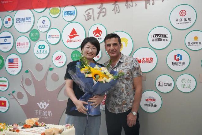 米乐 M6米乐王后家纺品牌设计领域新成就意大利设计领域领军人物莅临指导(图2)