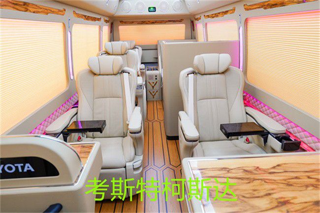 一汽丰米乐M6 米乐田豪华商务改装车深受好评(图8)