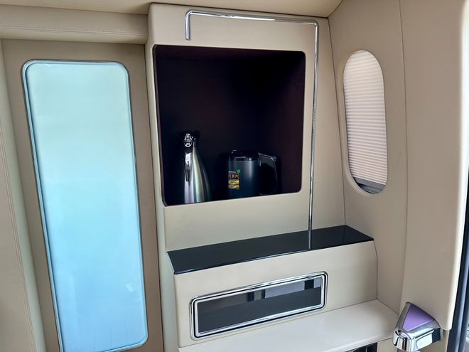 米乐M6 米乐丰田考斯特商务车7座价格内饰配置(图5)
