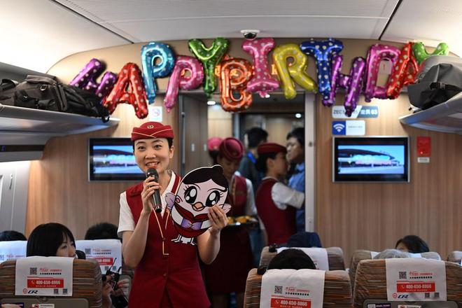 首条设计时速350公里高铁开通15年见证中国高铁崛起米乐M6 米乐(图2)