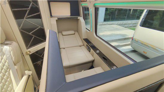 丰田考斯特商务房车6座7座报米乐 M6米乐价配置(图3)