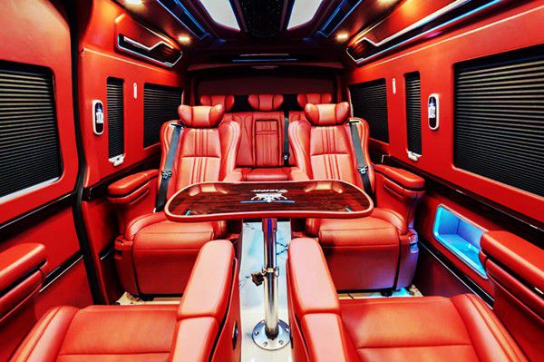 米乐 M6米乐丰田海狮九座蓝牌商务车2023款的价格？(图3)