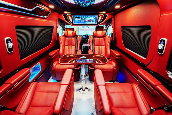 米乐 M6米乐丰田海狮九座蓝牌商务车2023款的价格？(图4)