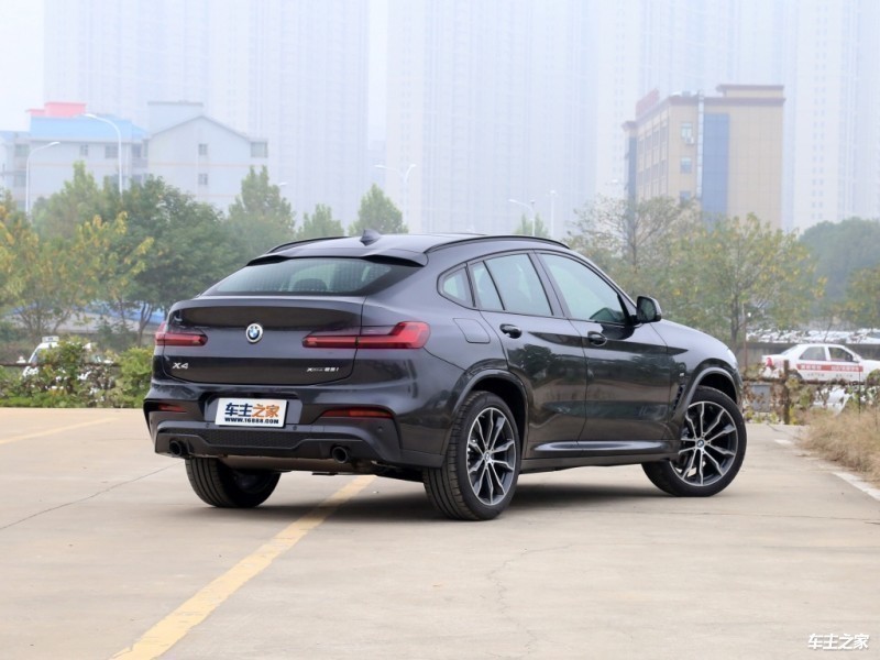 中控重米乐 M6米乐新设计科技感来了 试驾宝马X4(图3)