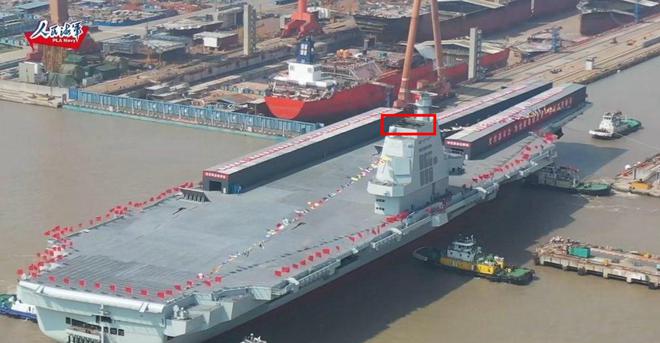 米乐M6 米乐福建舰航母“真身”或为核动力？右侧大棚拆除一张图片引发关注(图3)