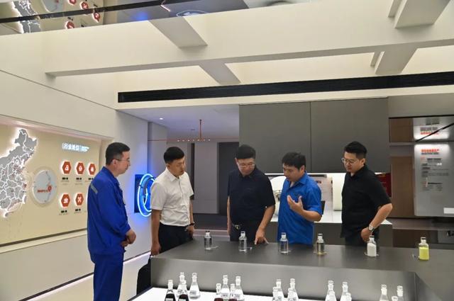 米乐M6 米乐辽宁省轻工设计院董事长卢秉刚一行莅临博汇股份参观交流(图1)