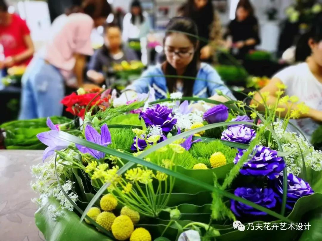 2019（春季）首期米乐 M6米乐欧式花艺设计——商务经典课程(图2)