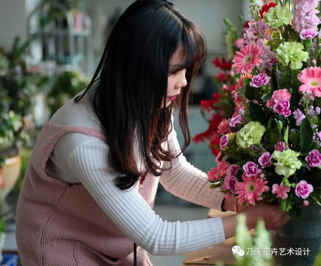 2019（春季）首期米乐 M6米乐欧式花艺设计——商务经典课程(图3)