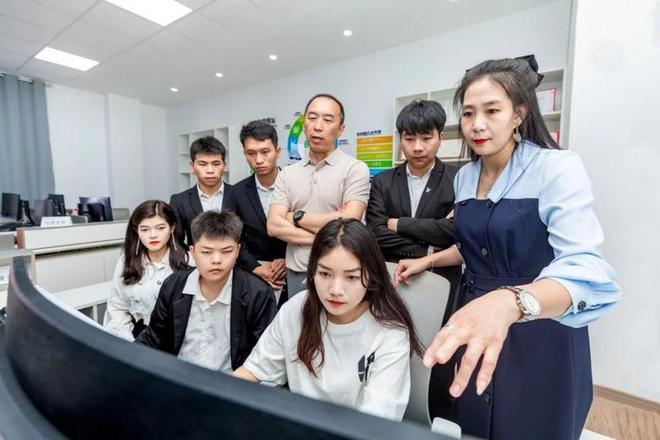 米乐M6 米乐14项国家级大奖！贵州工商职业学院在第九届全国高校BIM毕业设计创新大赛中再创纪录(图1)