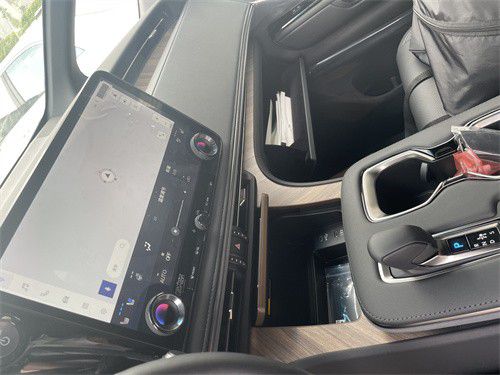 商务接待天花板雷克萨米乐 M6米乐斯LM350现车钜惠(图3)
