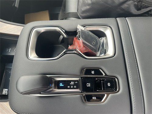 商务接待天花板雷克萨米乐 M6米乐斯LM350现车钜惠(图4)