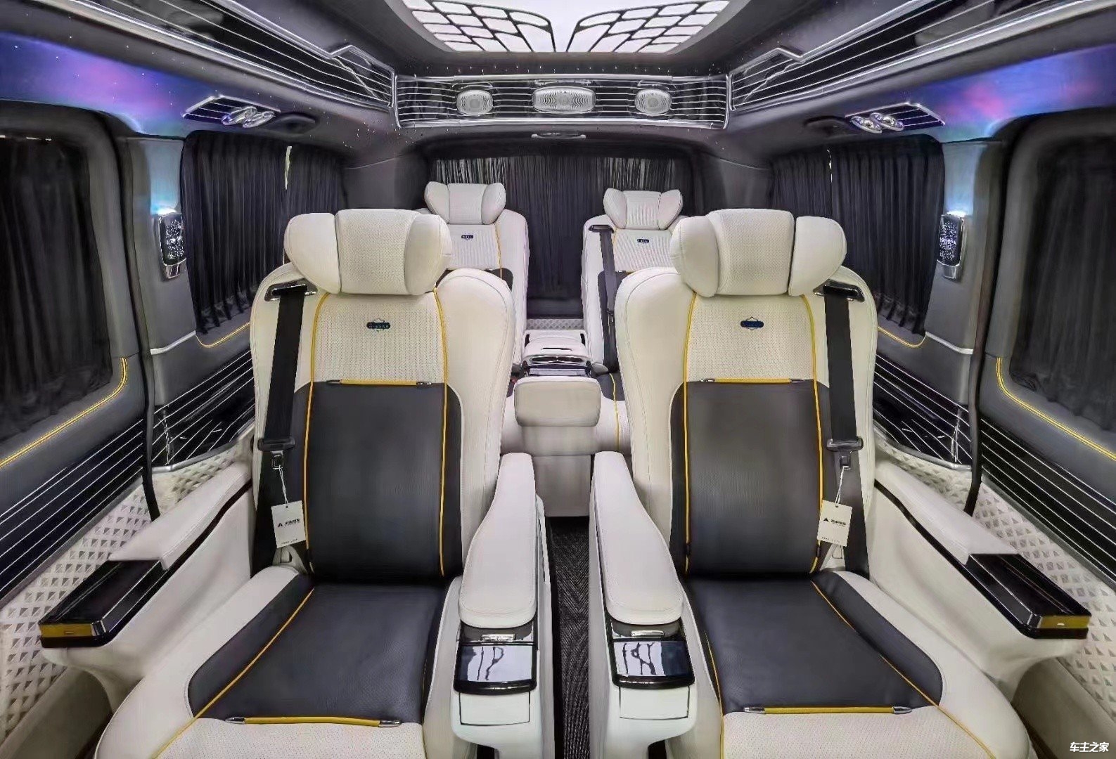 米乐M6 米乐V260L商务车与奔驰轿车一脉相承的外观、内饰设计！！(图3)