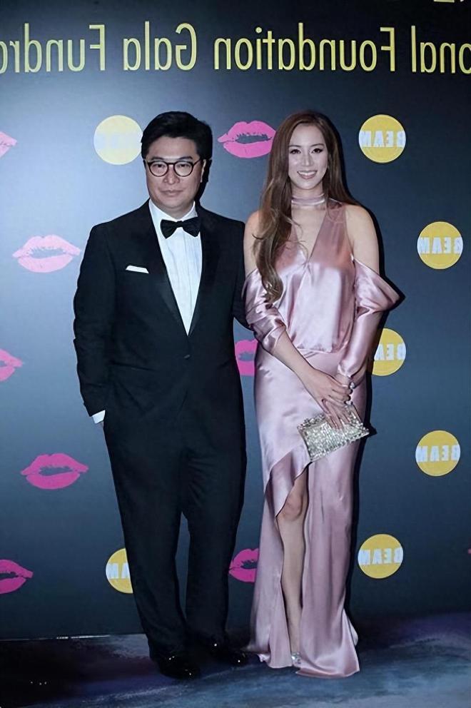 徐子淇有阔太其中却不会穿一身粉裙设计浮夸失身份太显廉价米乐M6 米乐(图8)
