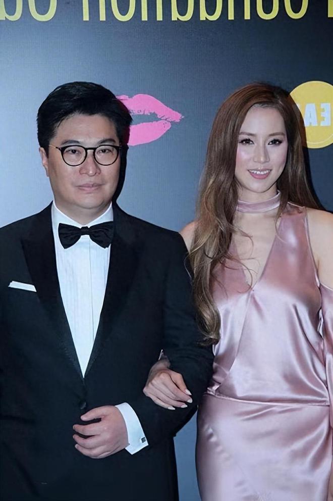 徐子淇有阔太其中却不会穿一身粉裙设计浮夸失身份太显廉价米乐M6 米乐(图7)
