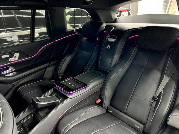 迈米乐M6 米乐巴赫GLS600商务四座尽显雅致格调(图5)