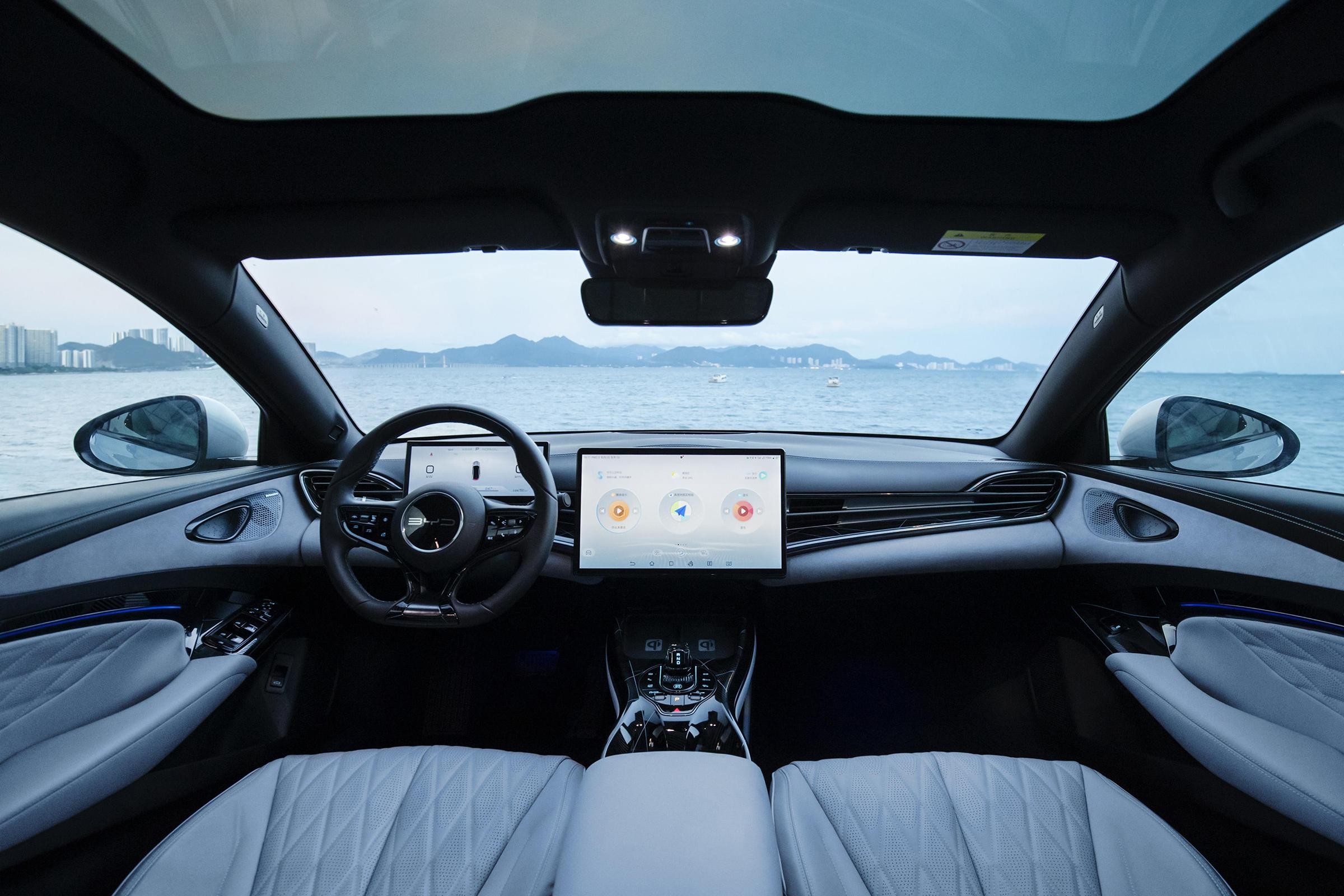 米乐M6 米乐堪称比亚迪最美SUV！全新车型官图发布 平替版帕拉梅拉？(图3)