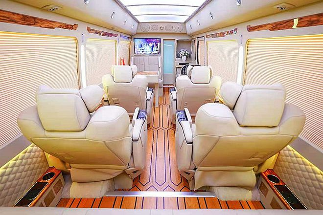 米乐 M6米乐丰田考斯特豪华商务车12座价格配置(图3)