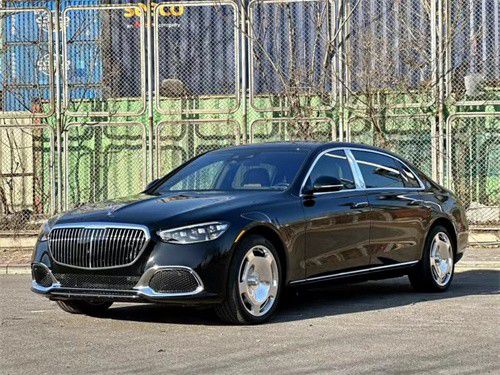 2米乐 M6米乐3款奔驰迈巴赫S580极度奢华商务座驾(图2)