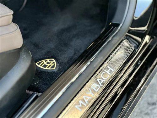 2米乐 M6米乐3款奔驰迈巴赫S580极度奢华商务座驾(图4)