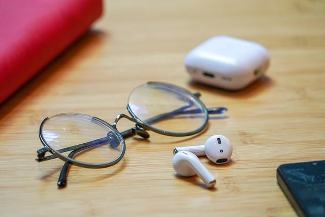 米乐M6 米乐超轻设计卓越体验：lifeme魅蓝Blus mini 蓝牙耳机详细解析(图7)