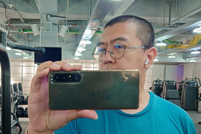 米乐M6 米乐超轻设计卓越体验：lifeme魅蓝Blus mini 蓝牙耳机详细解析(图10)