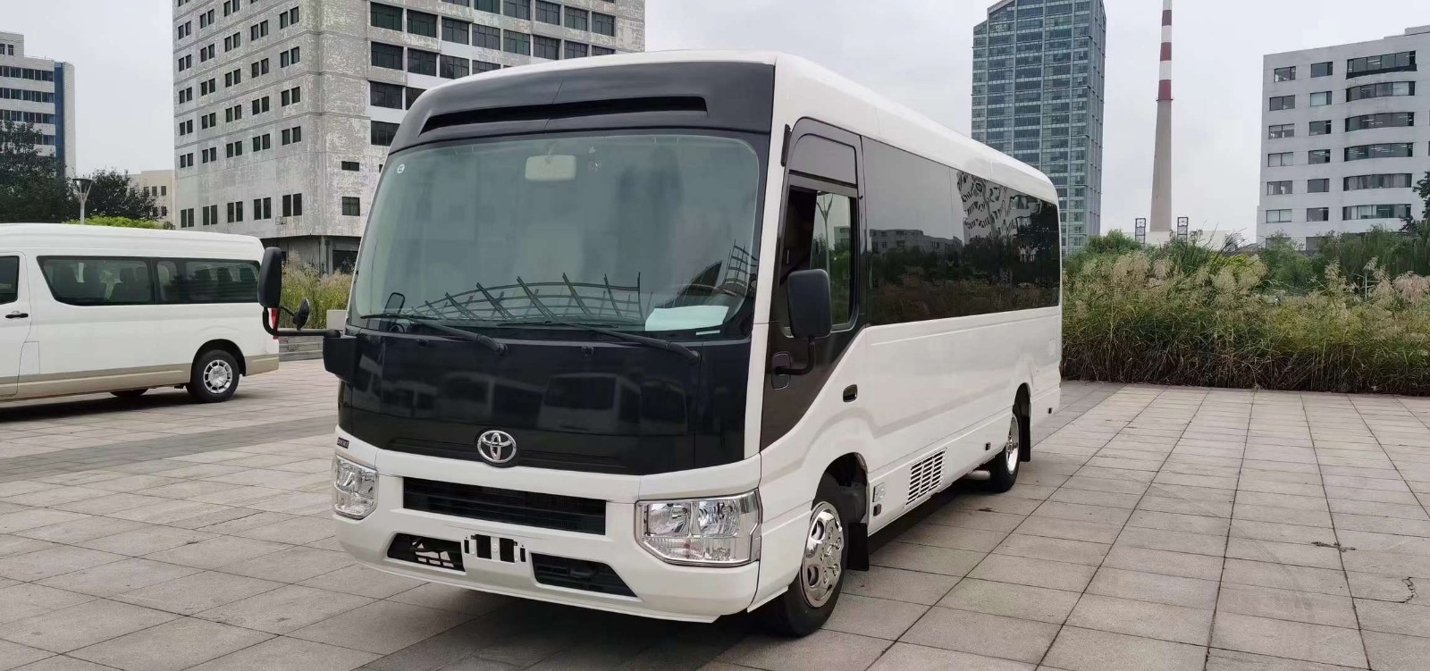 米乐 M6米乐丰田考斯特9座价格丰田考斯特商务车 展厅现车充足(图1)