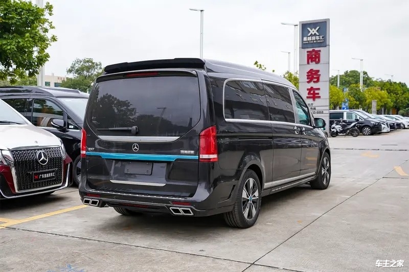 奔驰巴赫V米乐 M6米乐H7商务车七座2023款现车报价(图2)