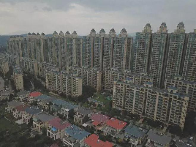 工程商曝许家印高端骗局米乐M6 米乐：恒大楼盘全用一套图纸省设计费用！(图2)