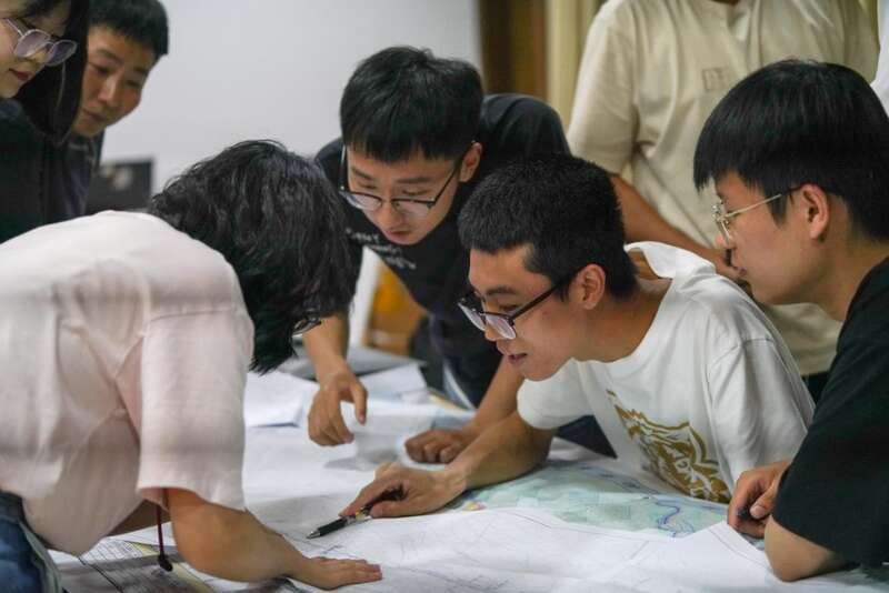 “新生代”铁路设计班组：边疆铁路建设“绽米乐 M6米乐芳华”(图1)