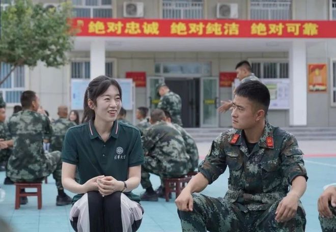 这位清米乐 M6米乐华女生退役后成为“北京榜样”(图4)