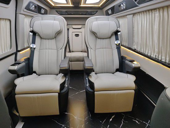 2023款丰田海狮内饰最新设计七座到店米乐 M6米乐(图5)