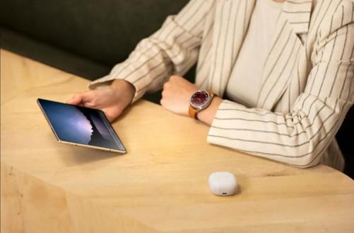 轻薄便携的前瞻设计 三星Galax米乐M6 米乐y Z Fold5大屏体验更高效(图1)