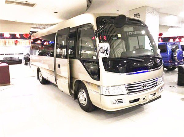 米乐M6 米乐丰田考斯特9座价格 9座卫生间版商务车(图1)