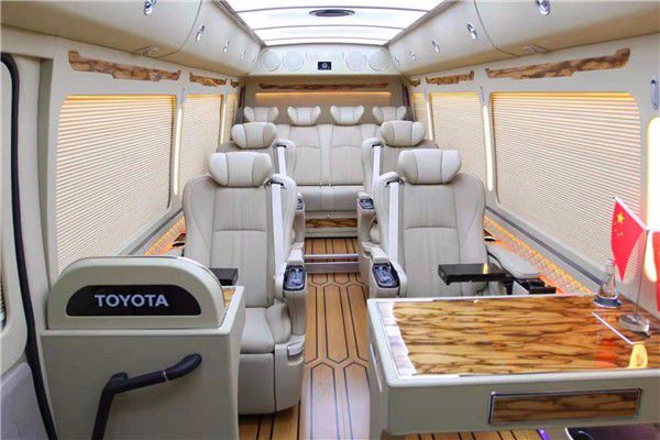 米乐M6 米乐丰田考斯特9座价格 9座卫生间版商务车(图6)