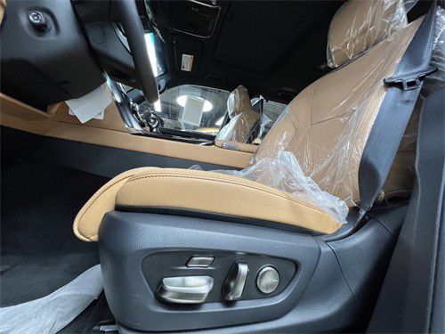 商务米乐M6 米乐奢华高级豪华LX600现车特价献礼(图4)