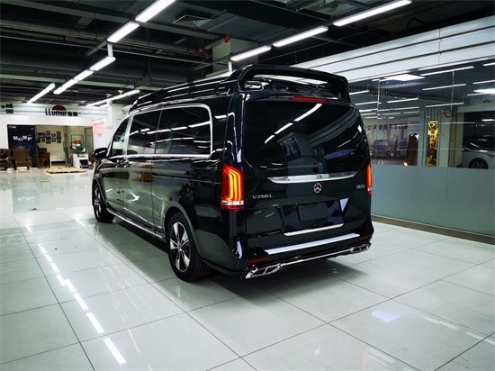 米乐M6 米乐奔驰尊爵七座商务车高顶6座商务车-现车(图15)