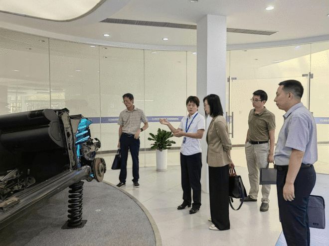 市商务局赴越城区、诸暨市调米乐 M6米乐研服务贸易工作(图1)