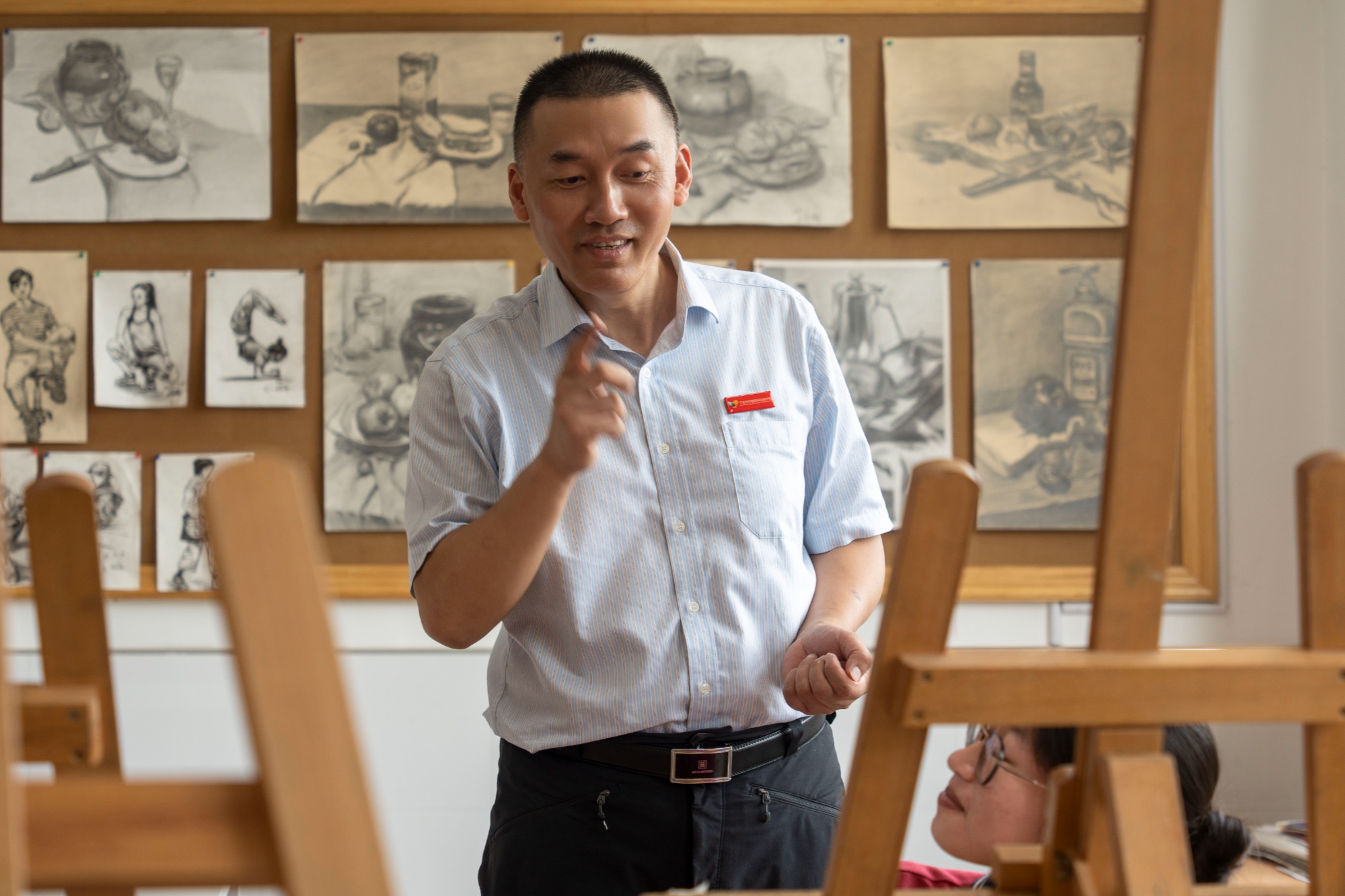 米乐M6 米乐教师节｜“无声园丁”：重返出发之地 让“特殊花朵”灿烂绽放(图1)
