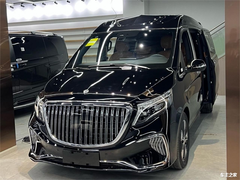 米乐M6 米乐奔驰V260L高端定制傲旋大白鲨私人专属七座豪华商务车(图5)