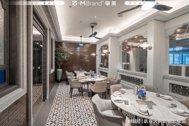 的酒楼装饰设计：凸显出文化和商务属性的融合【挚美设米乐M6 米乐计】(图2)