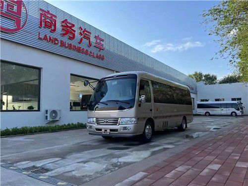 米乐 M6米乐北京丰田考斯特源头改装厂家独立研发设计师(图1)