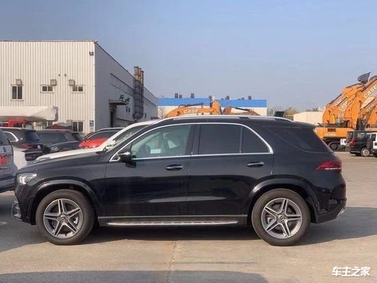 米乐 M6米乐天津奔驰gle450最新价格23款配置图片30T现车报价70余万(图1)