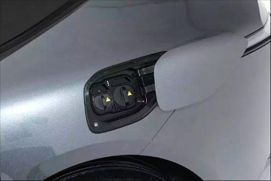 集各种激进设计于一米乐 M6米乐身的阿维塔12能否走量？(图7)